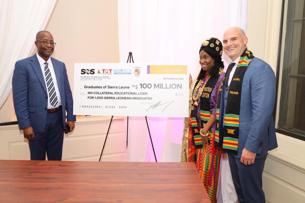Africa-USA-Forum-Award-to-Sierra-Leone-2.jpeg